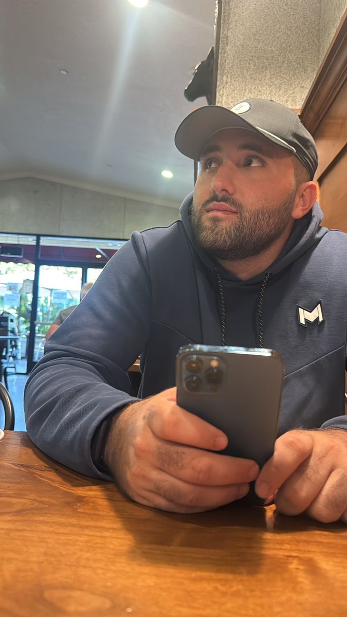 PinkTaxiRunner's tweet image. Has he changed in 20 years ? #myson