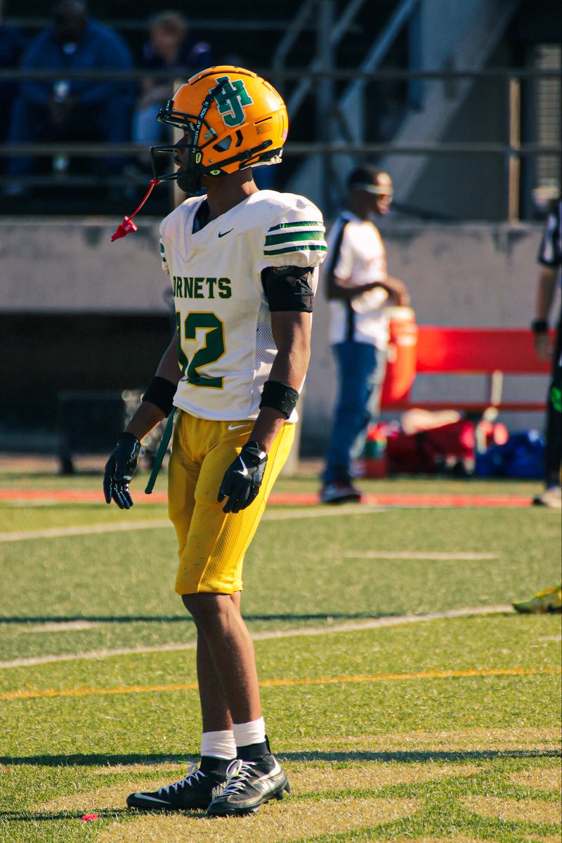 Senior Year 
Stats Week 1-7

33 TKL
22 Solo TKL
11 AST TKL
2 INT
1 PBU
1 FF

<a href="/JohnHayFootball/">John Hay Football</a> 
<a href="/fitnessnolimits/">Fredrick Howery</a> 
<a href="/_rushhour_/">MTRJr.</a>