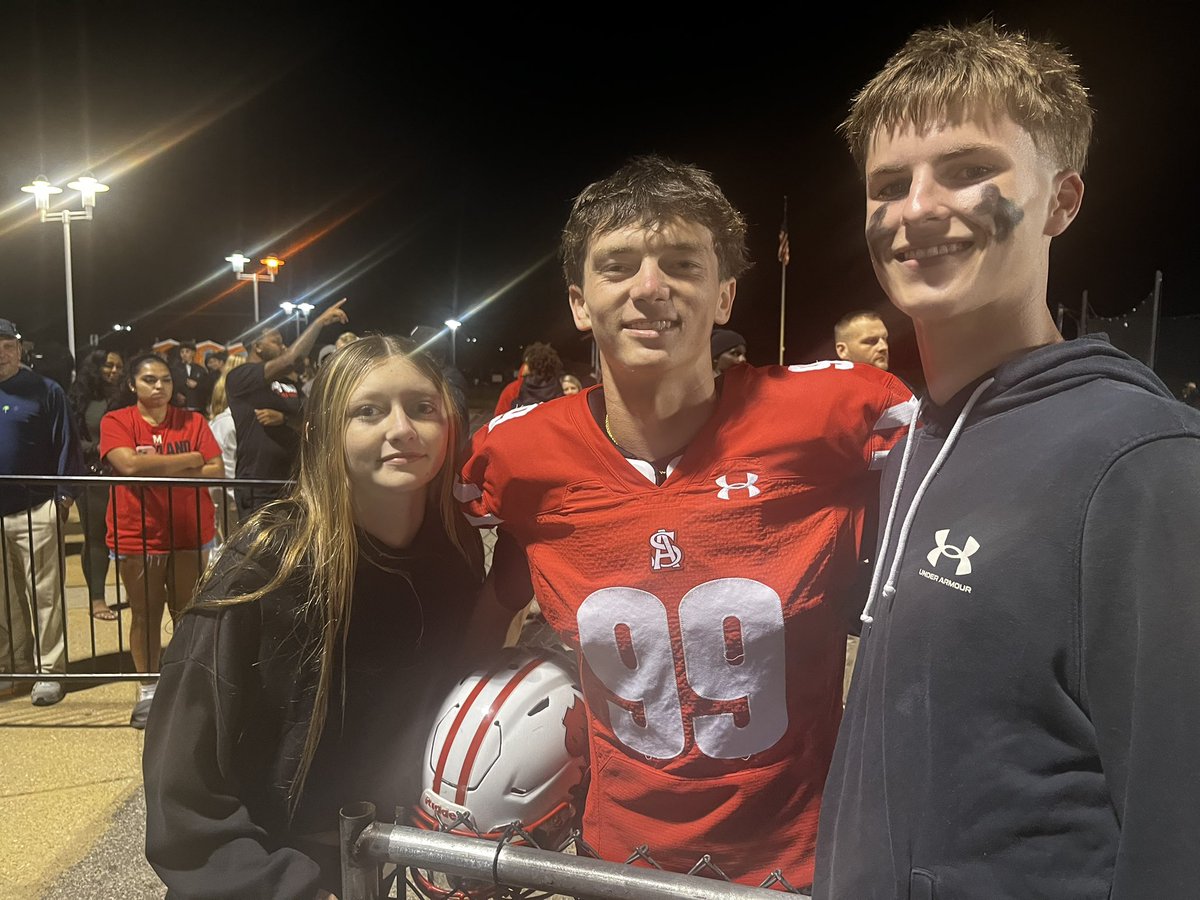 Awesome weekend! 😎🏈🌊