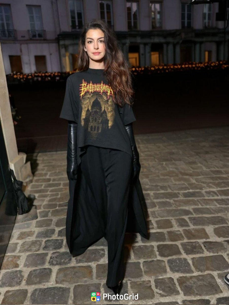 GuyWhoRemoves's tweet image. Anne Hathaway shining in Paris ✨ The #PhotoGridObjectRemover worked its magic… cleared the crowd and left the spotlight just for her and that star-stroll 🌟📸😎

Have a moment just for you even in the crowd ➡️photogrid.app/en/remove-obje…

#AnneHathaway 
#AIPhotoTool #PhotoGridApp…