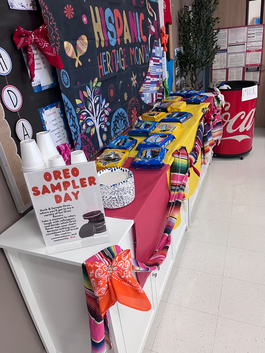 GreenRasheda's tweet image. What a wonderful treat to start off our Monday! Thank you Principal Kehoe @pkehoe06! #BradfieldsBest @BES_Cowboys