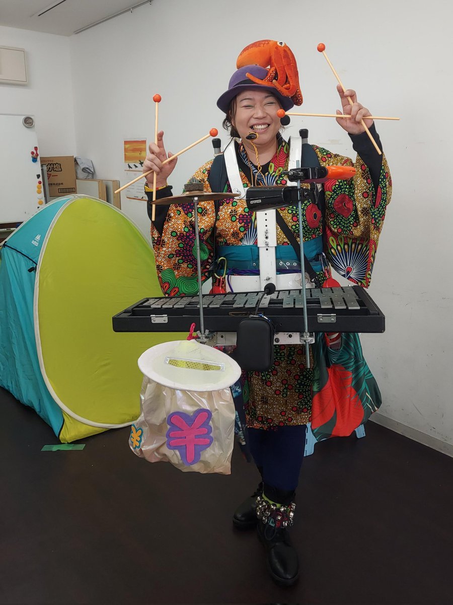 AngPongTanggg's tweet photo. 回遊だったから歌声聴けなかったのが残念
#mutako
#ワンマンバンド
#深川美楽市 https://t.co/T4yuemCHBj