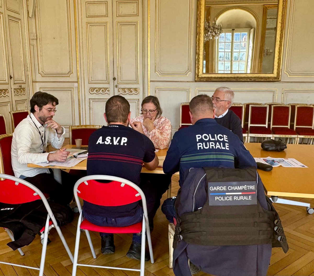 Prefet44's tweet photo. #GestionDeCrise | Aujourd’hui, la préfecture organise un exercice d’activation des plans communaux de sauvegarde pour les communes de Frossay, Saint-Viaud, Paimboeuf, Crossac, Saint-Malo-de-Guersac et Saint-Joachime. https://t.co/QIbzMdFcAl