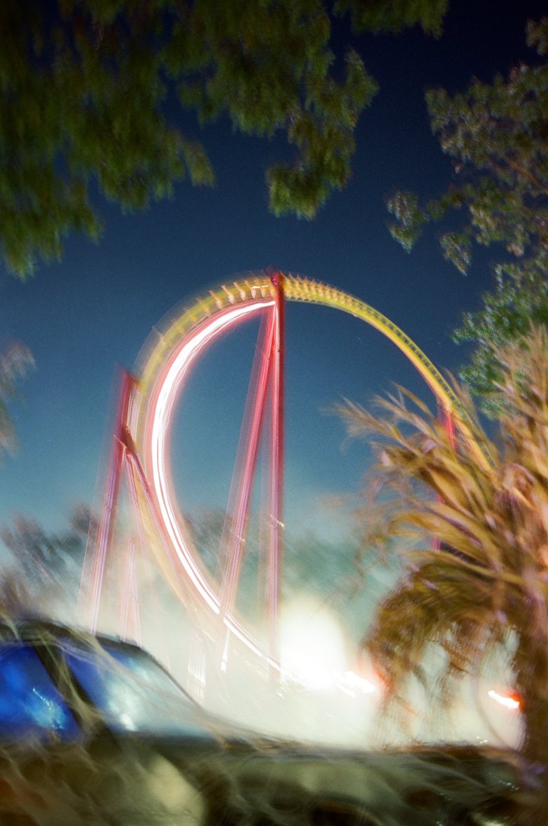 <a href="/SFGrAdventure/">Six Flags Great Adventure</a> frightfest on <a href="/CineStillFilm/">CineStill Film</a> 800t 

📷: minolta x-700