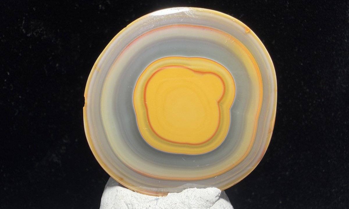 withagate's tweet image. 中秋の名月だったらしいので、水面を漂うお月様🌕
 #趣味の瑪瑙