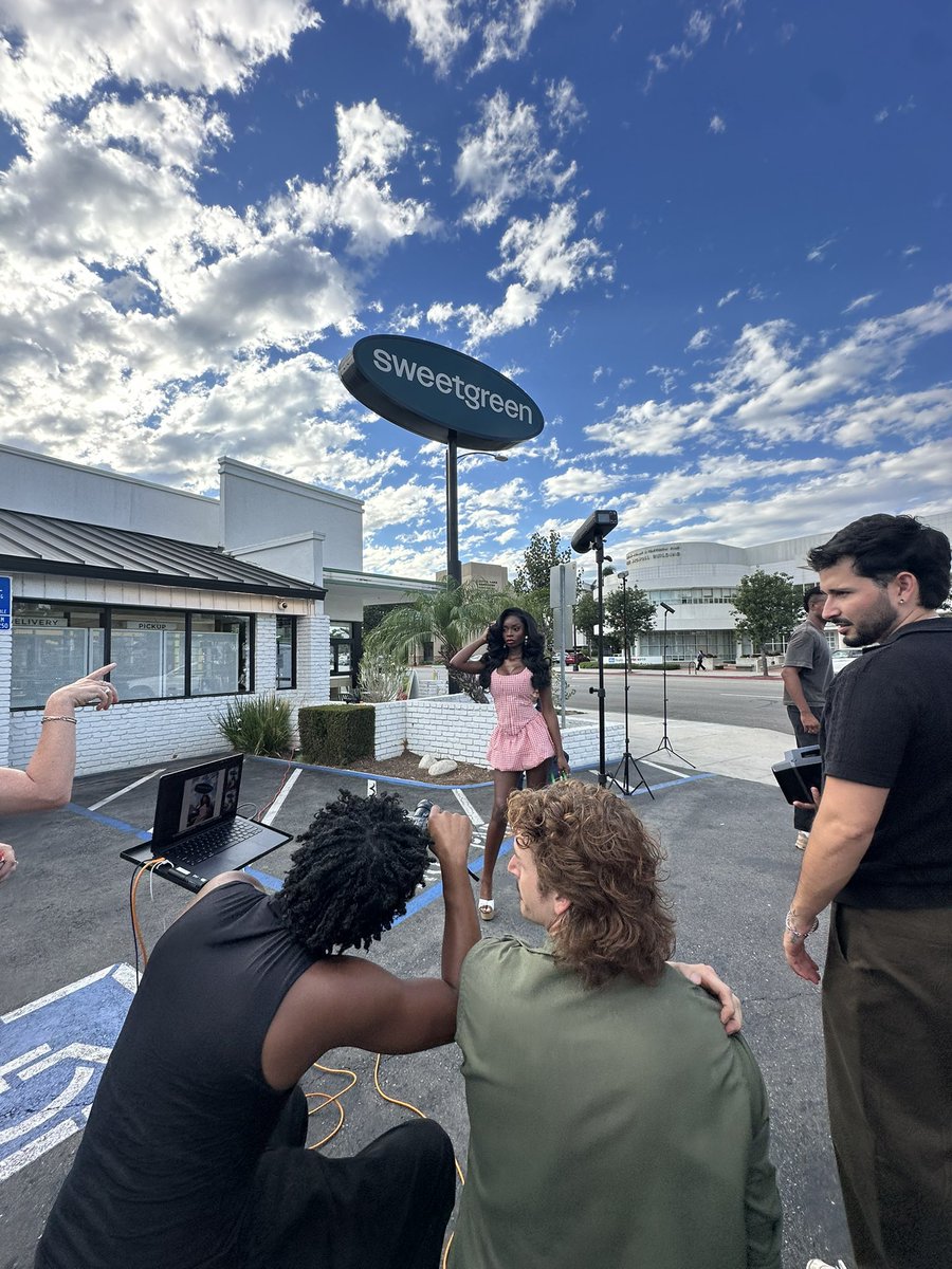 Bari Rosenstein Tippett tweet media