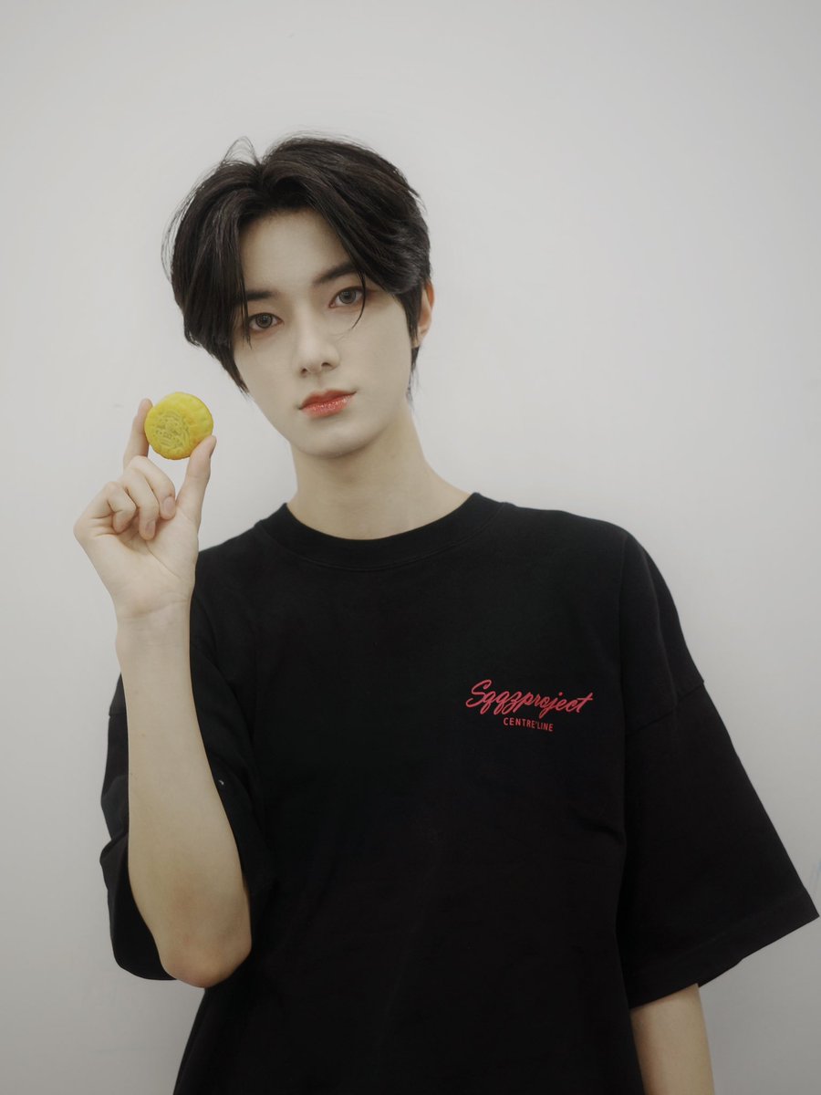 ChromosomeEG's tweet image. #CHROMOSOME #Chromosome_Entertainment #ChromosomeSeeds #Seeds
#CHENKAIWEN #CHENXIAOFU #FANZIMO #FUYUBO #LANZIHAN #LINUOQI #XUYISHENG #ZHENGYIZHUO