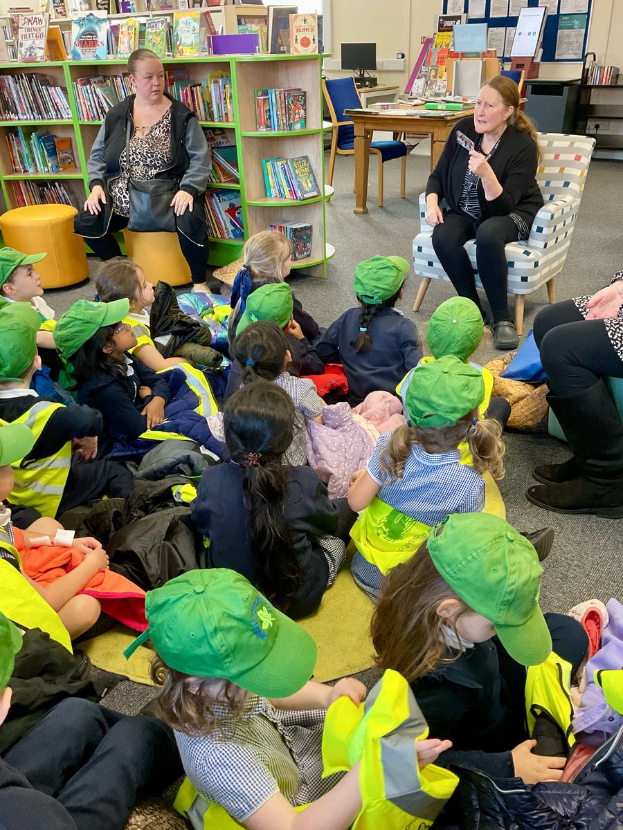 StanleyGrovePri's tweet photo. Year 1 had a lovely visit to Stanley Library this afternoon. We are lucky to have such a fabulous free resource in our community. There is lots going on so do pop in! https://t.co/RtrOgDbW3o