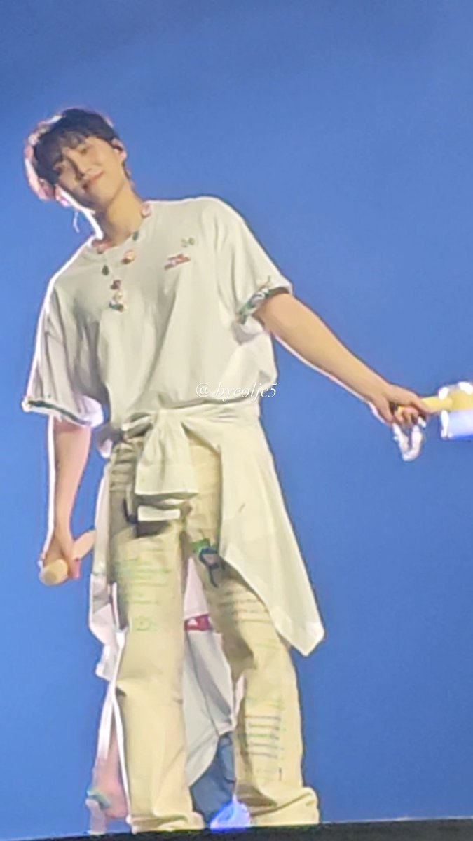 𝒩❤︎ tweet media