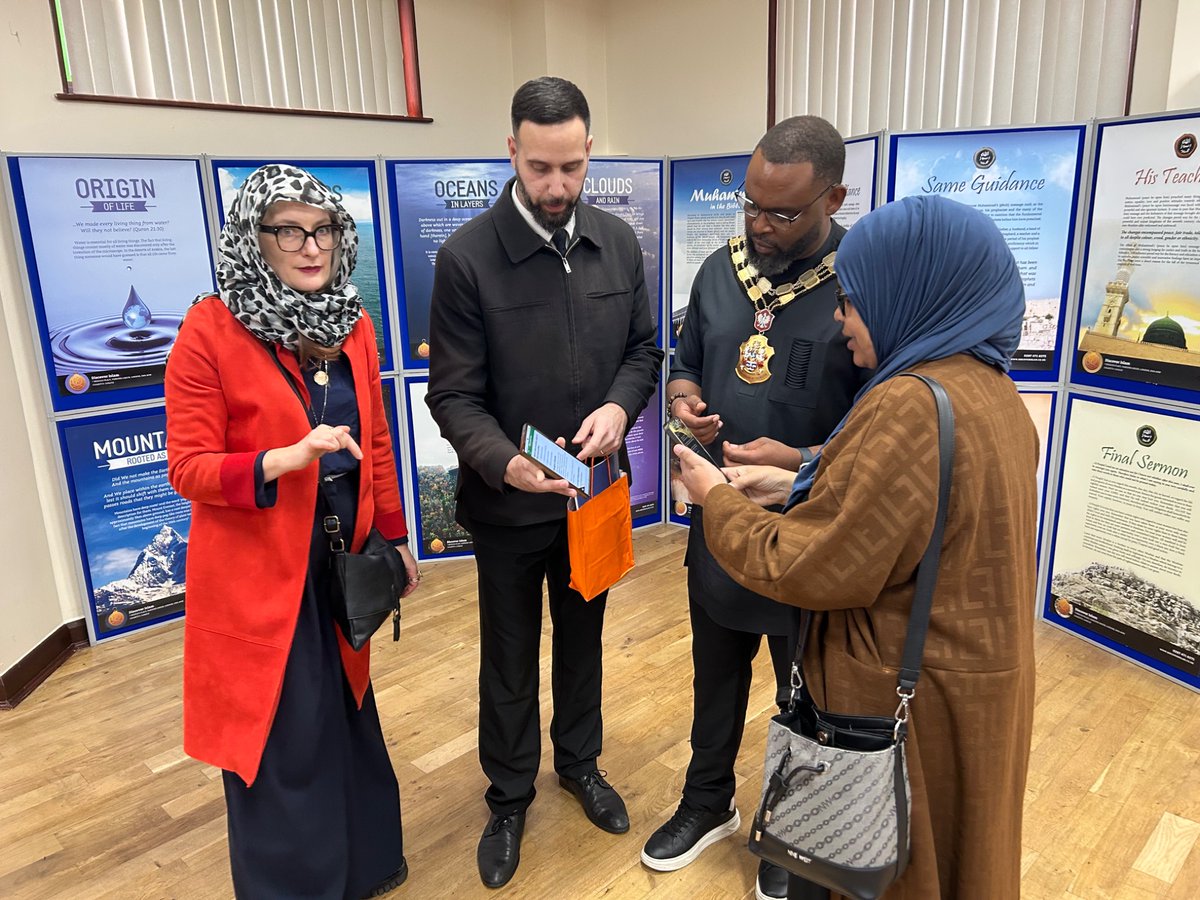 Finsbury Park Mosque tweet media