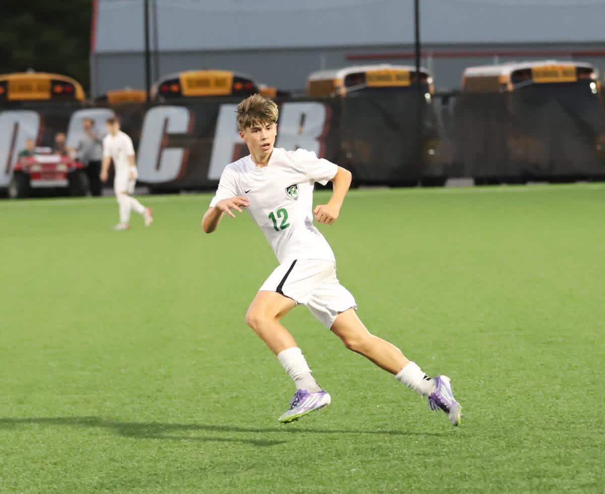 northmont_s's tweet photo. 🚨GAME DAY #15 🚨

We are back for the last week of the regular season, as we make the short trip down to take on @BHSMensSoccer_ ! 

1) JV Vs Brookville JV- 5:30 PM.
2) Varsity Vs Brookville- 7:15 PM.

Come on out and watch what should be some great games! Go Bolts! ⚡️⚽️ https://t.co/ZaQgCQATWX