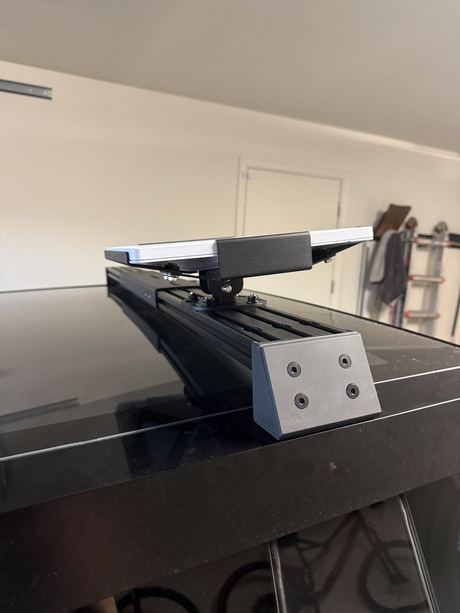 Casey Floyd tweet media