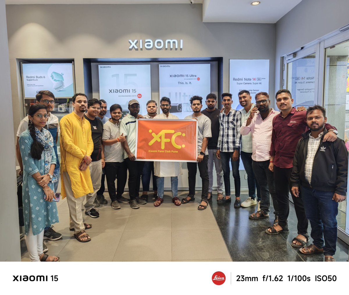 Sh75977Shinde's tweet image. What a fun day with my Mi Fam ❤️
XFC Pune Oct 25 Meet-up at Mi Store was full of energy &amp;amp; tech talks 🔥
Diwali Sale + upcoming devices = double excitement!
#xiaomiindia #redmiindia #xfcpune