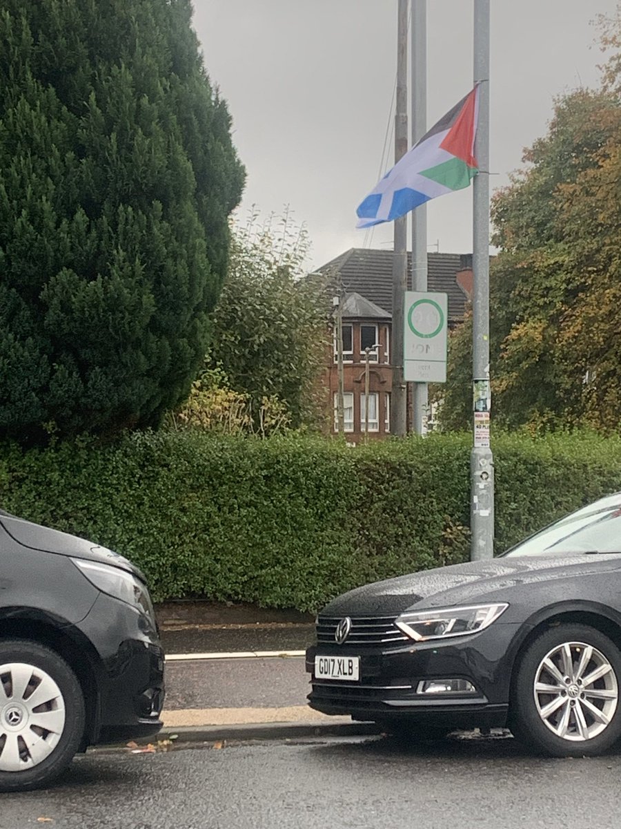 AnneMLemons's tweet photo. Can’t take credit for this.
We do things differently in Govanhill
🇵🇸 🏴󠁧󠁢󠁳󠁣󠁴󠁿 https://t.co/ojmUzzUrqF