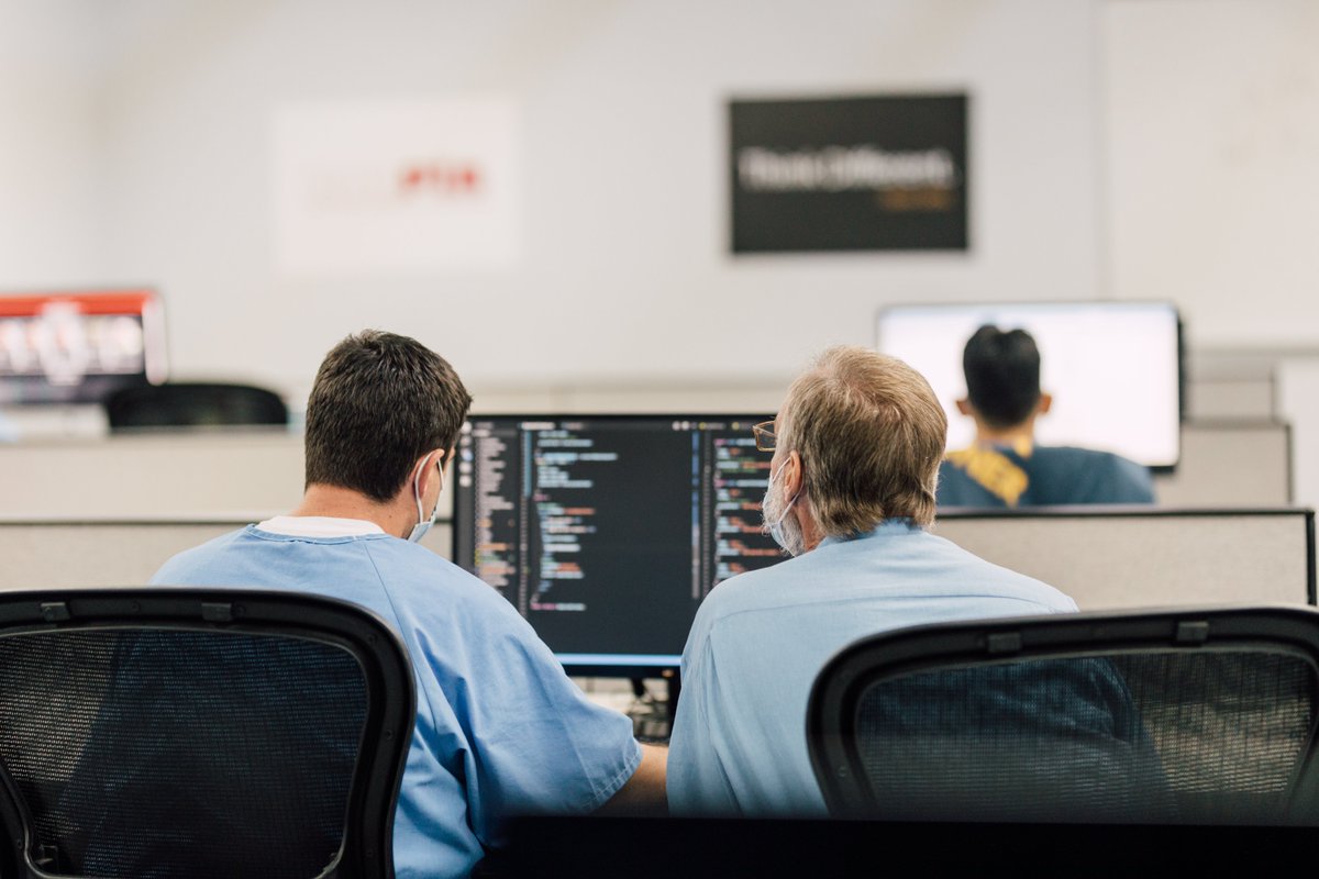 Digital literacy in prisons is essential for successful reentry. Without it, people return home unable to apply for jobs, access healthcare, or even stay in touch with family.

This thread shows how <a href="/TLM/">The LAST MILE</a> is transforming prison education and closing the digital divide.

To learn