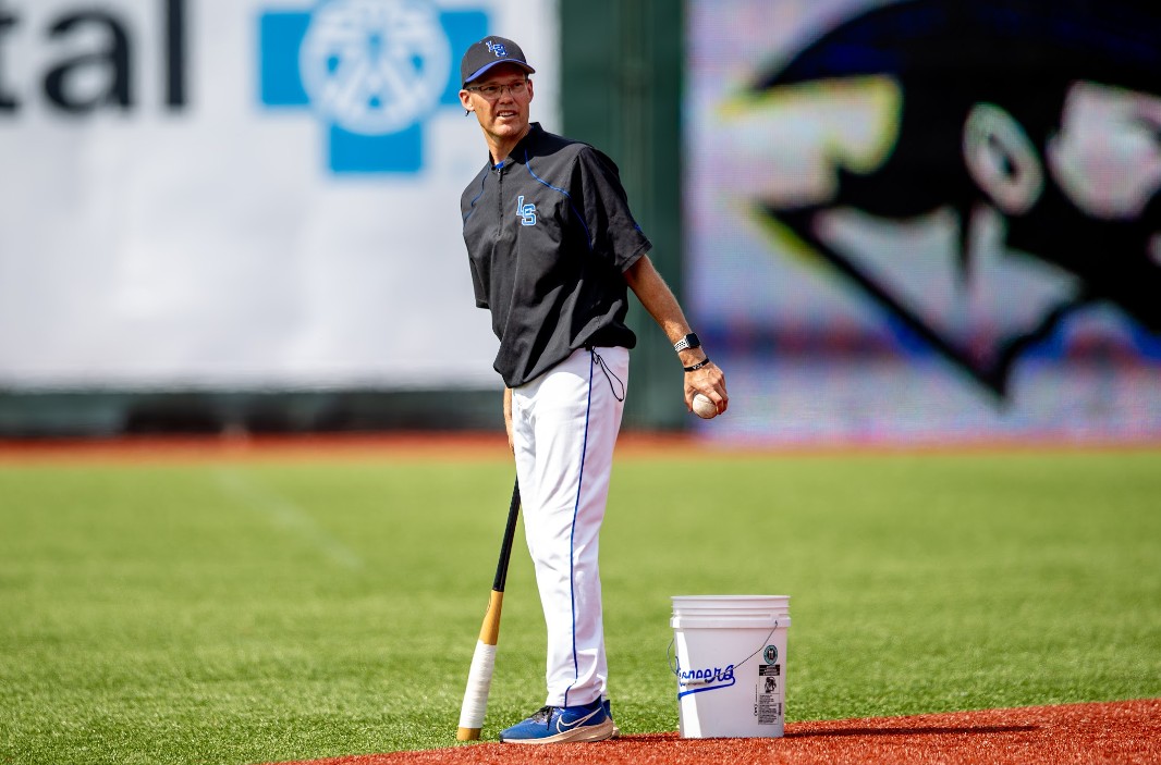 LSPioneersBB's tweet photo. Selfless, Enthusiastic, Relentless, and Trust are the Pioneers Baseball core values.  The Lampeter Strasburg Baseball team has an incredible group of coaches that not only teach these values to our players but they represent them as well. Happy National Coaches Day! Thank You! https://t.co/CtKwtv719f