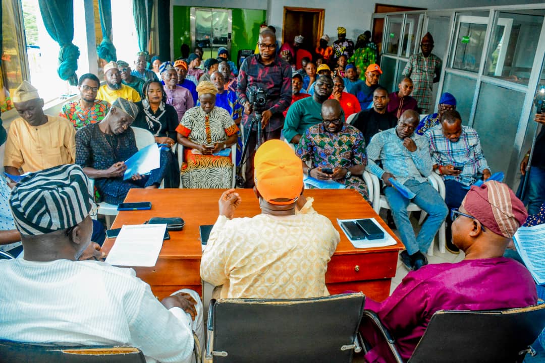 OsunDefender's tweet photo. Release Of Withheld Osun LG Funds To APC Yes/No Chairmen Illegal - Omoluabi Progressives 

--
To continue reading, visit https://t.co/dOqH51XV7A https://t.co/wMaKoi0cwm