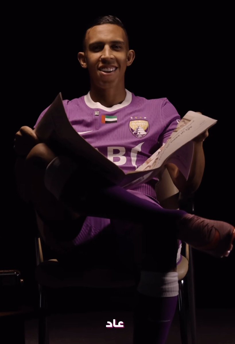 مجرد رجل استيقظ من سُباتّه
ليكتسح ويدمر ويعبث بالجميع!

انظروا.. لقد عاد الملك مرةً اخرى💜