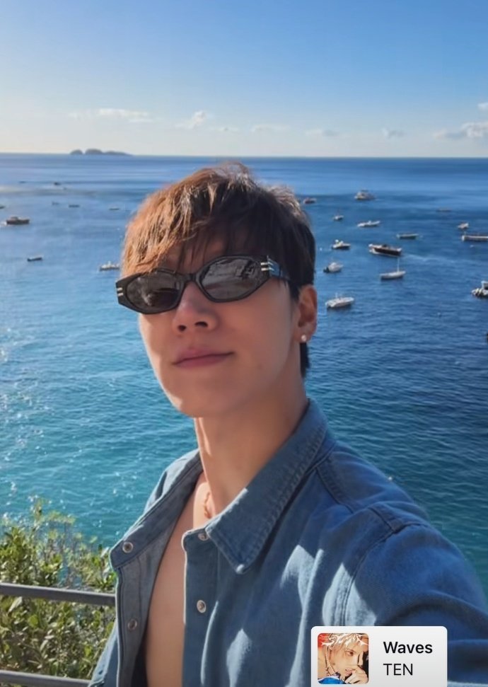 บอกว่าแฝดยังน่าเชื่อกว่าบอกว่าคนเดียวกัน โอ้โหววววววว เก่งว่ะหน้าตาอะไรวะเนี่ยโคตรมูมมามพี่จะอยู่ทุกลุคมาก