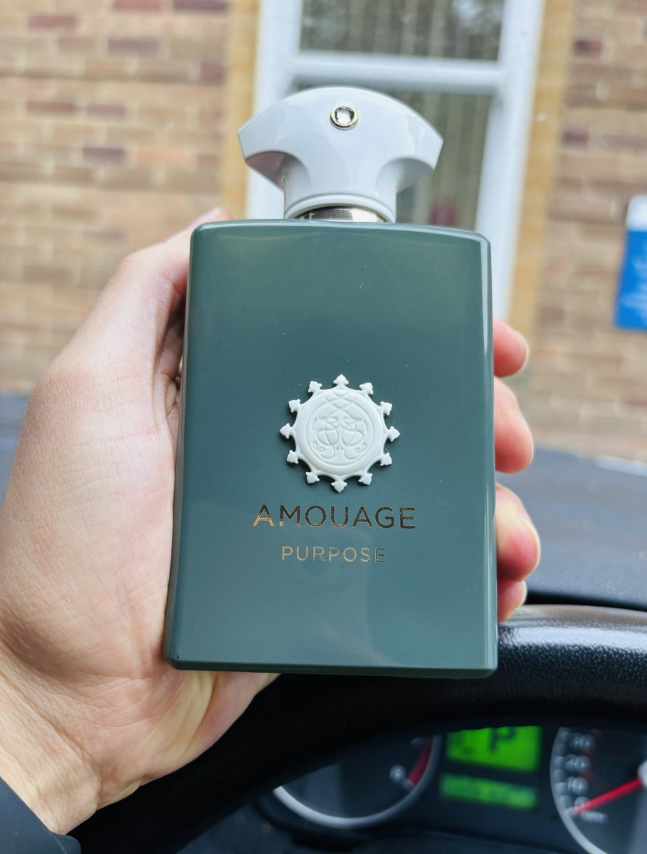 Back to work
Today I’m wearing #Amouage_purpose
The spicy pepper leads to deep resinous woods blended with mystical Omani frankincense that lasts and lasts. It’s very unique, bold and deep, best suited for cooler weather.
Love from the first sniff