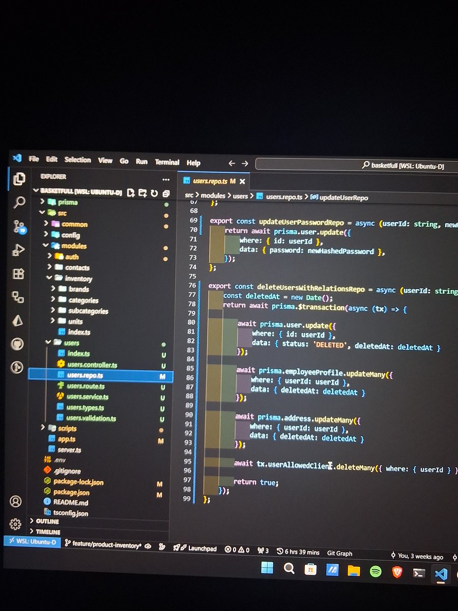 VedantScripts's tweet image. Too much stress around the app launch — shut the laptop, hit the tennis court 🎾😮💨
Felt happy.
Now back to the grind 💻
#AppLaunch #DeveloperLife #buildinpublic #tennisbreak