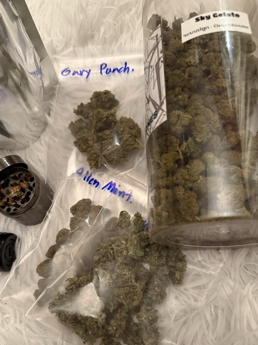 ddoyleys's tweet image. เอางี้ เธอดูดเนื้อ เค้าดูดจู๋ #นัดเย็ดเชียงใหม่ #นัดเย็ดลำพูน