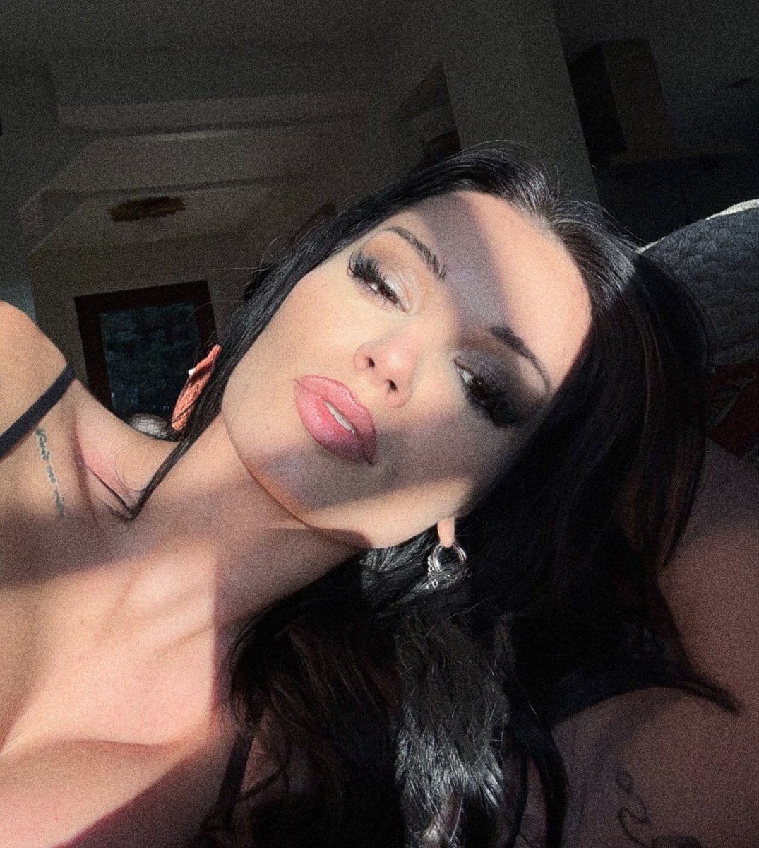 Your favorite Scream Queen(RP) (@favoritescream) on Twitter photo 