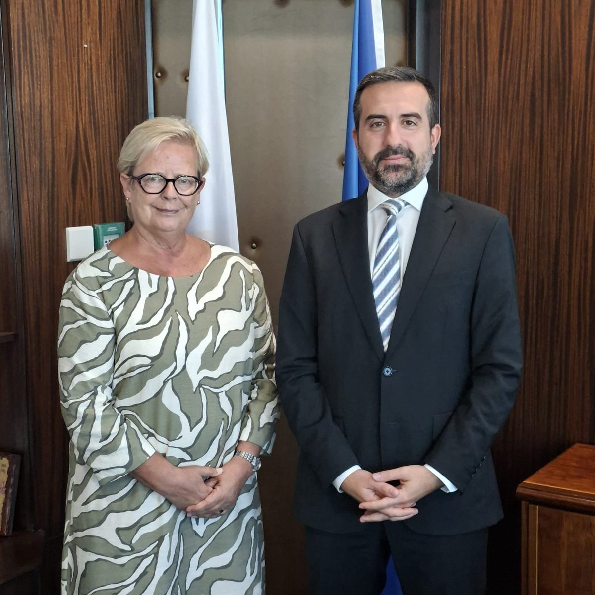EURightsAgency's tweet photo. Insightful talks in Cyprus 🇨🇾 ahead of its @EUCouncil Presidency.

FRA Director @Sirpa_Rautio met @CyprusMFA Sec Gen, @DepMinRIDcy, @DepMinMIPcy, @WelfareGovCY Deputy Ministers &amp; the @MinJusticeCY to share our current work &amp; outline FRA's potential support in 2026. https://t.co/ZTII8Pwnp1