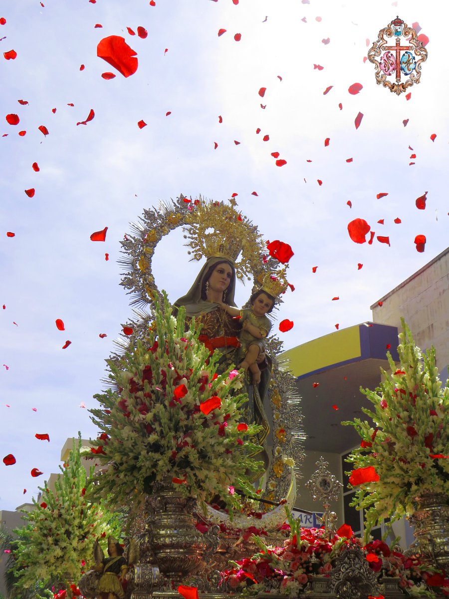 ¡EL DÍA DE TODA FUENGIROLA!

Su Alcaldesa Perpetua luce en un magnífico 7 de octubre, donde la ciudad vuelve a ser el pueblo de antaño y deja paso a la semana más esperada tras el día más añorado.

Felicitamos a <a href="/ArchRosarioFGL/">Archicofradía del Rosario Fuengirola</a> y a todos los fuengiroleños.

#AgrupaciónFuengirola