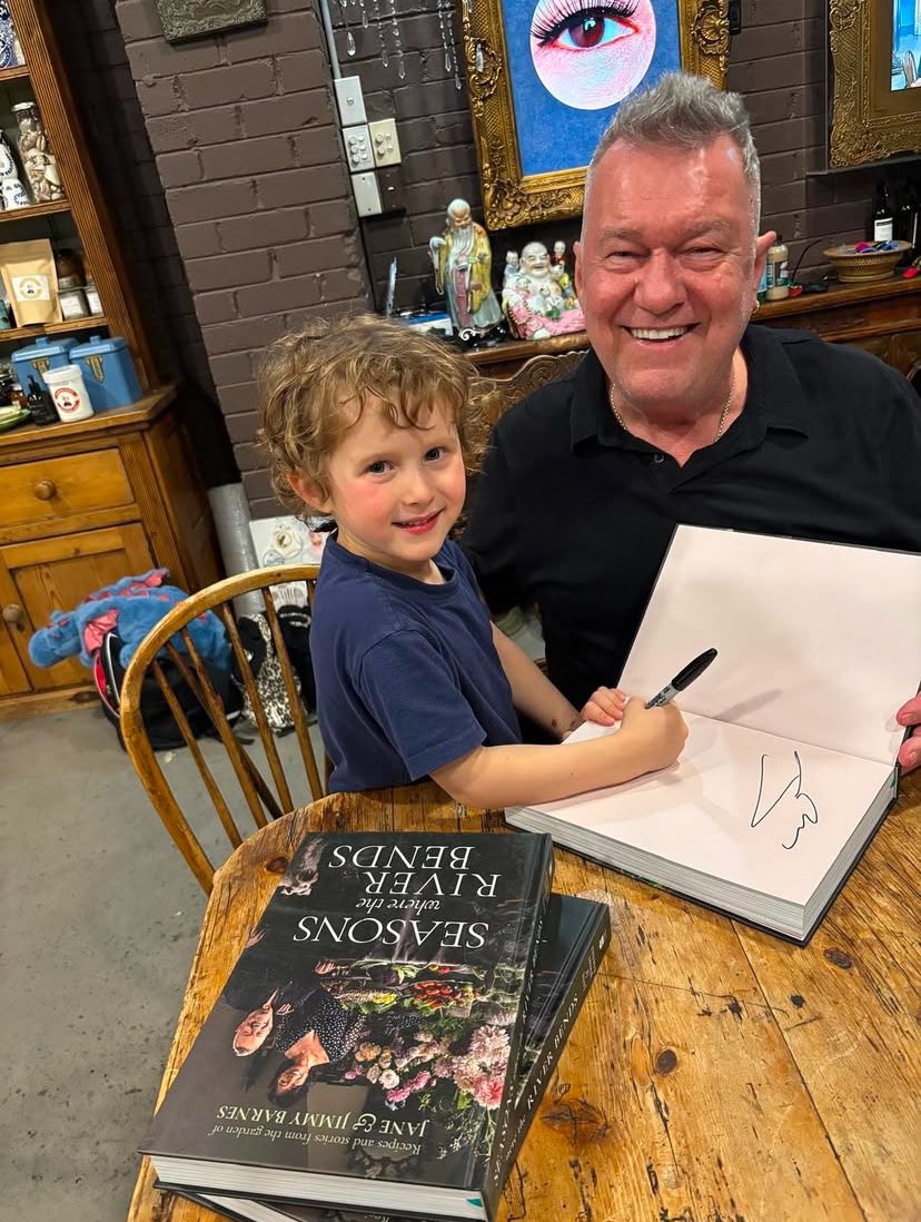 Jimmybarnesprv's tweet photo. Teddy has spent a lot of time in the garden over the years. It only fair he gets to sign some cockbooks 
#seasonswheretheriverbends 
#viral 
# https://t.co/rw4WjTHq3G