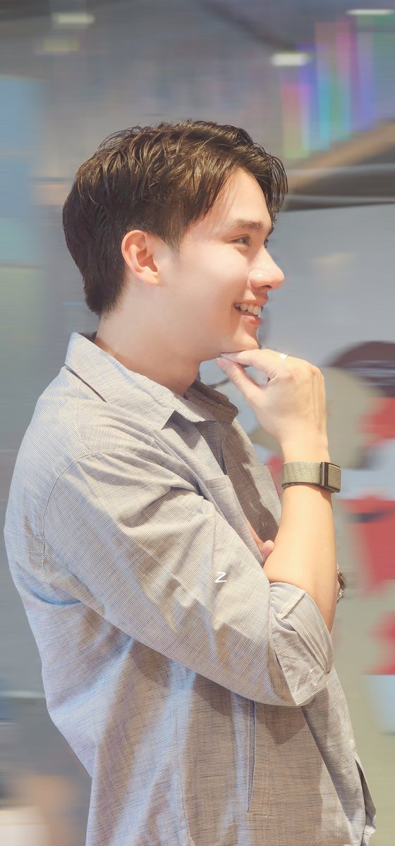 Zushiix's tweet photo. 🌻🌻

#AlwaysTulgether
@octotul #Tul_Pakorn #ตุลย์ภากร https://t.co/vH80fBU4Jg