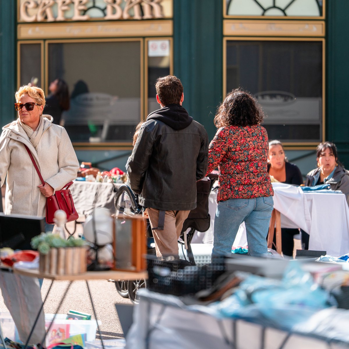 Retour en images sur Le Grand Déballage 🕰

Encore une belle édition de cet évènement incontournable, la pluie n'a pas découragé nos chineurs 
Rendez-vous l'année prochaine !

© Octave Benard