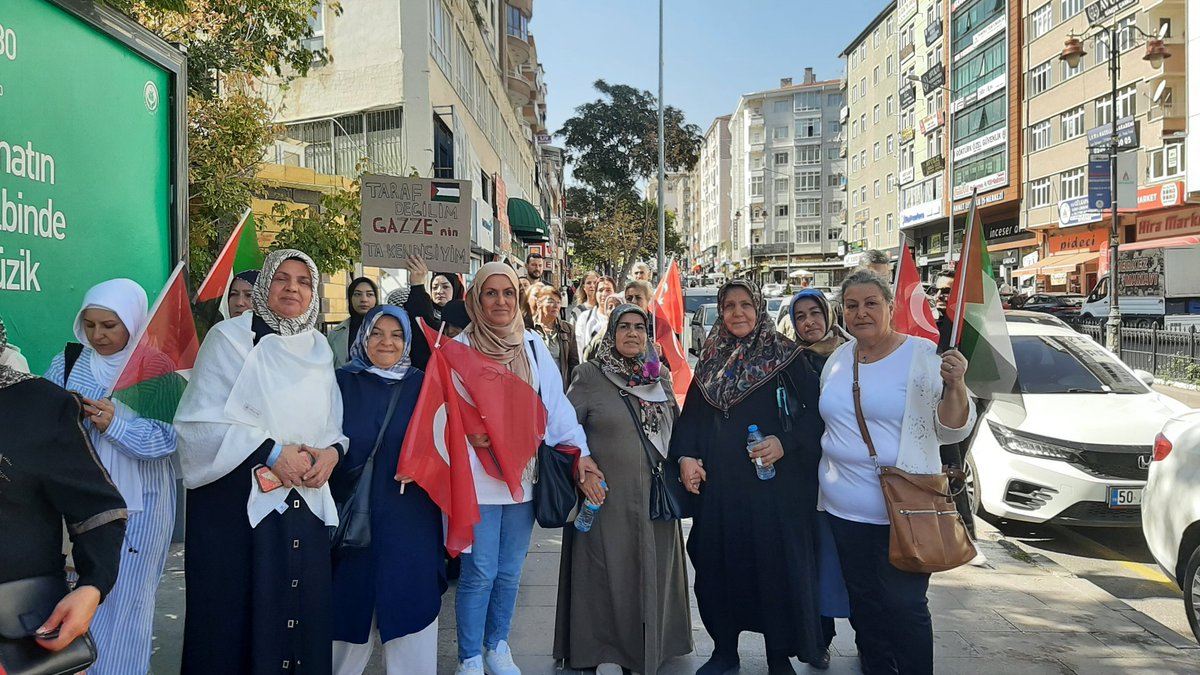 🌿 Gazze İçin Sessiz Çığlık
 sessiziz ama susmadık…Gazze’de yankılanan çığlıkları kalbimizde hissediyoruz.Her adımımız, zulme karşı bir dua, her nefesimiz mazlumlar için bir umut…Gazze için, insanlık için, adalet için yürüyoruz. 🤍Gazze için yüreklerimiz bir, dualarımız bir. 🕊️