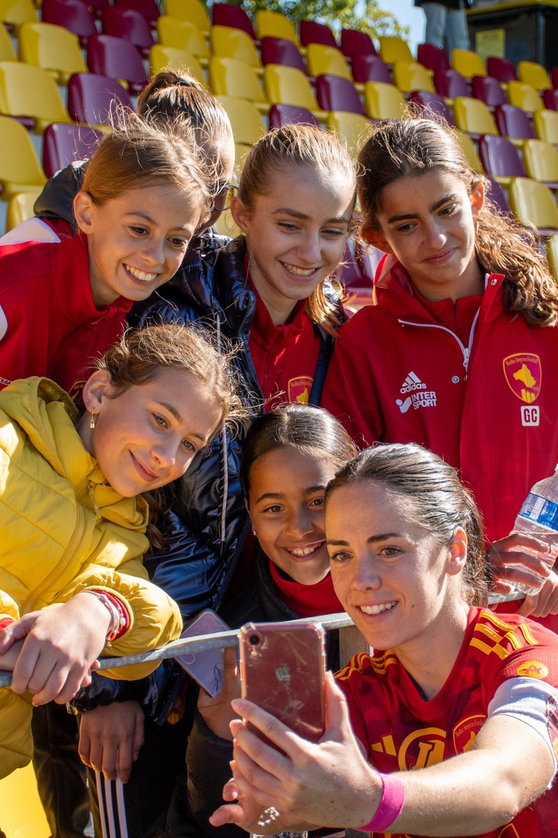 On 𝐜𝐨𝐧𝐭𝐢𝐧𝐮𝐞 𝐝𝐞 𝐭𝐫𝐚𝐯𝐚𝐢𝐥𝐥𝐞𝐫, pour préparer les prochaines échéances ⚔️

Passer vite à autre chose, en se 𝐜𝐨𝐧𝐜𝐞𝐧𝐭𝐫𝐚𝐧𝐭 sur la Coupe de la Ligue Féminine 🔜

𝐄𝐧𝐬𝐞𝐦𝐛𝐥𝐞, 𝐜'𝐞𝐬𝐭 𝐭𝐨𝐮𝐭 ❤️💛 #RAFGF38