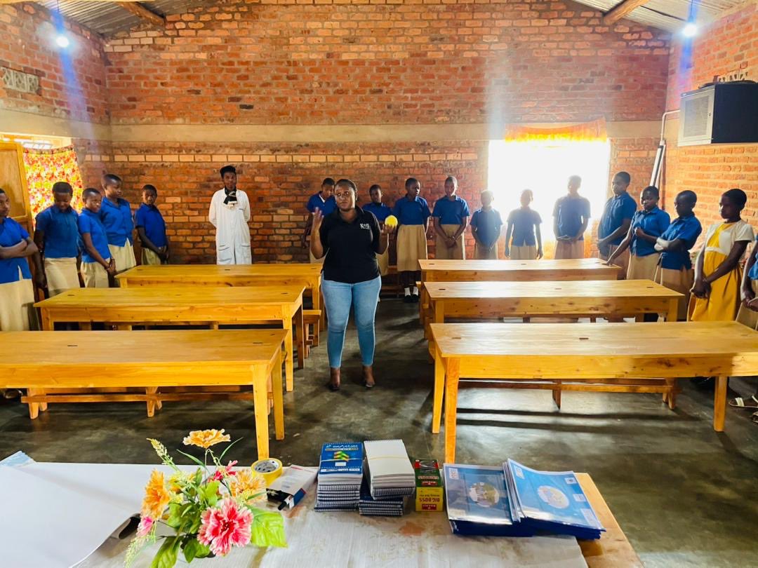 oso_oursisters's tweet photo. In partnership with @Ikiraro, we recently held a Girl’s Room training at Ruli Primary School. Since 2000, teen pregnancy rate has been on a high rise, increasing girls school drop out. Provision of knowledge, infrastructure &amp; menstruation materials save girls from missing school. https://t.co/xjCDQUX4Dr