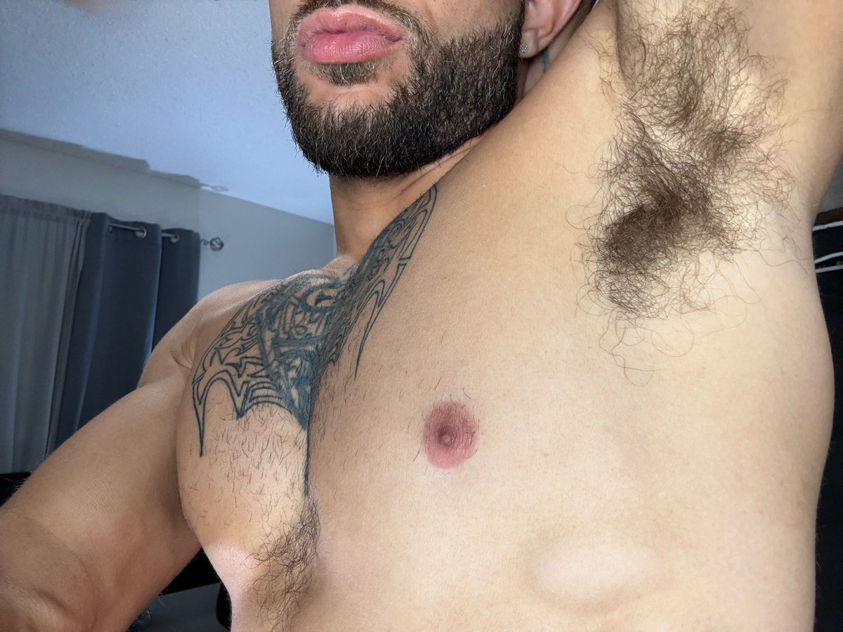 DannyLongZaddy's tweet photo. #LatinBi
#HarryPits
#Dom
#Alpha
#Smell https://t.co/UIjgUqS2pe