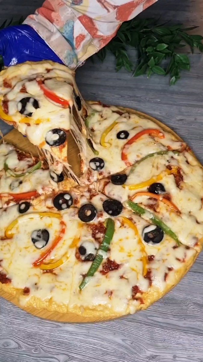 بيتزا بتشهي بدون طحين و صحيه بعجينة الدجاج
لا تنسوا الاشتراك في القناة 👇 👇 👇
youtube.com/shorts/kzovajU…