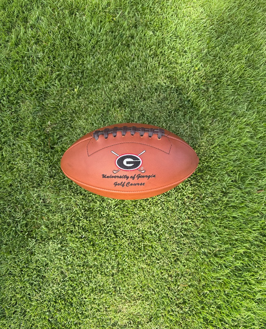 UGAGolfCourse's tweet image. Limited edition UGA Golf Course footballs are here! Get yours before they&apos;re gone! 🏈⛳️