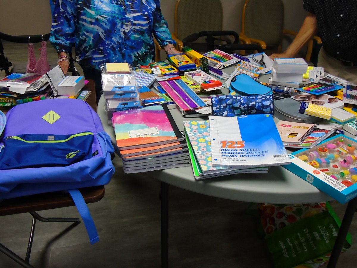 Extendicare London’s Residents’ Council led a school supply drive this August, collecting and delivering six full backpacks to a local school. Residents were met with smiles from students and families- a wonderful reminder of their continued impact in the community.