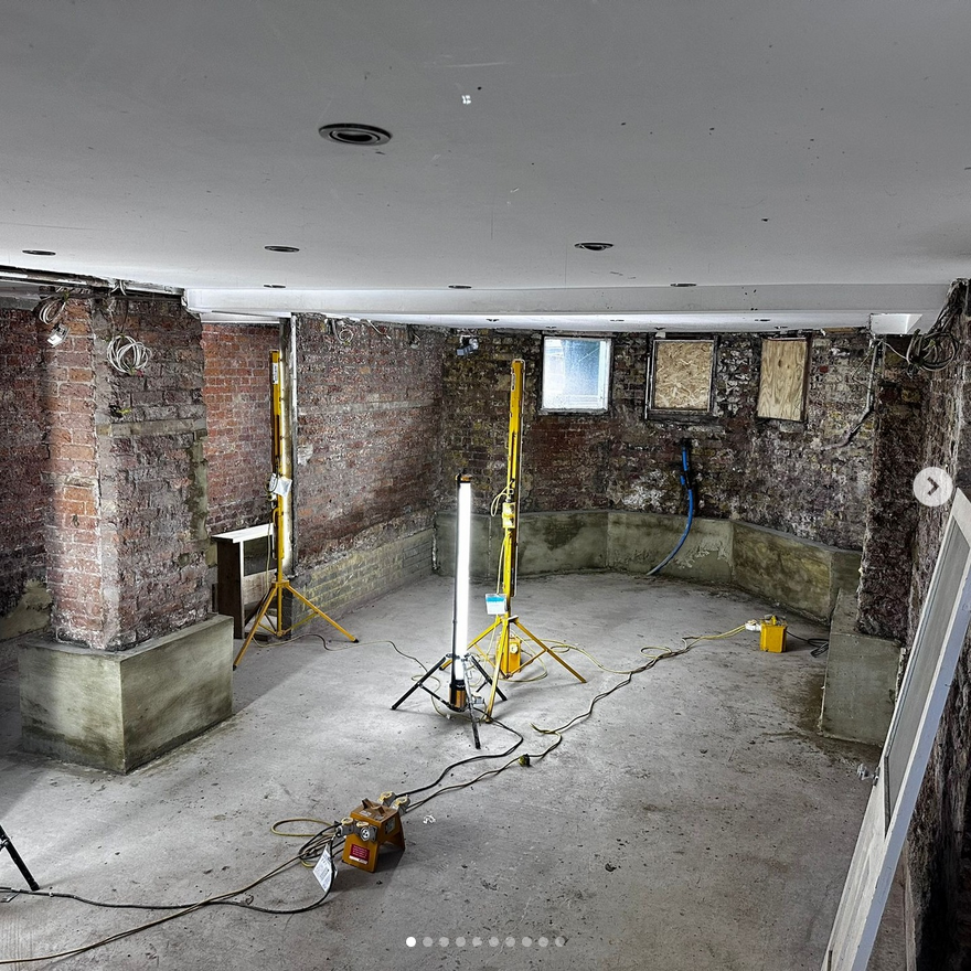 APGoochLtd's tweet photo. Below ground damp proofing system applied to this partially earth retaining  basement in New Cross, South East London (SE14) using Wykamol Hydradry tanking slurry. As the walls were in poor condition, we applied  two dubbing out coats prior to the application of the Hydradry https://t.co/KaLWwTH55q