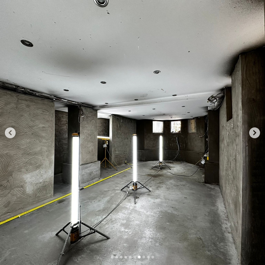 APGoochLtd's tweet photo. Below ground damp proofing system applied to this partially earth retaining  basement in New Cross, South East London (SE14) using Wykamol Hydradry tanking slurry. As the walls were in poor condition, we applied  two dubbing out coats prior to the application of the Hydradry https://t.co/KaLWwTH55q