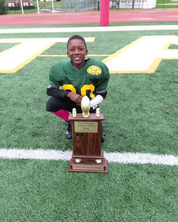 Jamari Dean (@jamariidean) on Twitter photo First off I would like to thank God, My Family, and My Coaches for getting me here I couldn’t do it without them and I want to thank <a href="/CoachKirkBryant/">Kirk Bryant</a> giving me chance to keep playing the sport I love at the Collegiate level!!
 I want to say I’m 100% committed to <a href="/MSUTexas/">Midwestern State University</a> 🔴🟠 First off I would like to thank God, My Family, and My Coaches for getting me here I couldn’t do it without them and I want to thank <a href="/CoachKirkBryant/">Kirk Bryant</a> giving me chance to keep playing the sport I love at the Collegiate level!!
 I want to say I’m 100% committed to <a href="/MSUTexas/">Midwestern State University</a> 🔴🟠