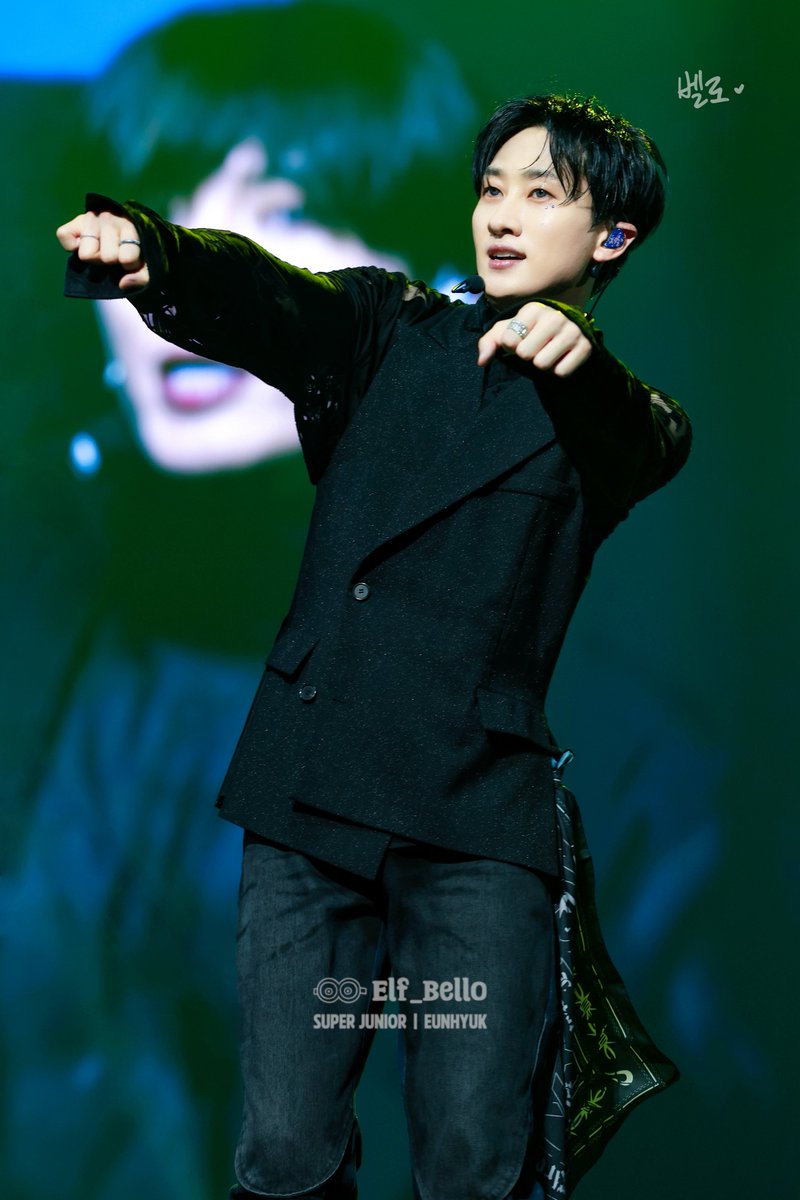 ElfBello's tweet photo. oh my super girl 너에게 난 superman 💙

20251004 SUPER SHOW 10 in Manila

@SJofficial @AllRiseSilver #SuperJunior #슈퍼주니어 #EUNHYUK #은혁 #이혁재 #ウニョク #SuperShow #SuperShow10 #20th_Anniversity_TOUR #슈퍼쇼10 #SS10 #SuperShow10inManila #SS10inManila #SS10inMNL https://t.co/8mbE8uHyvp