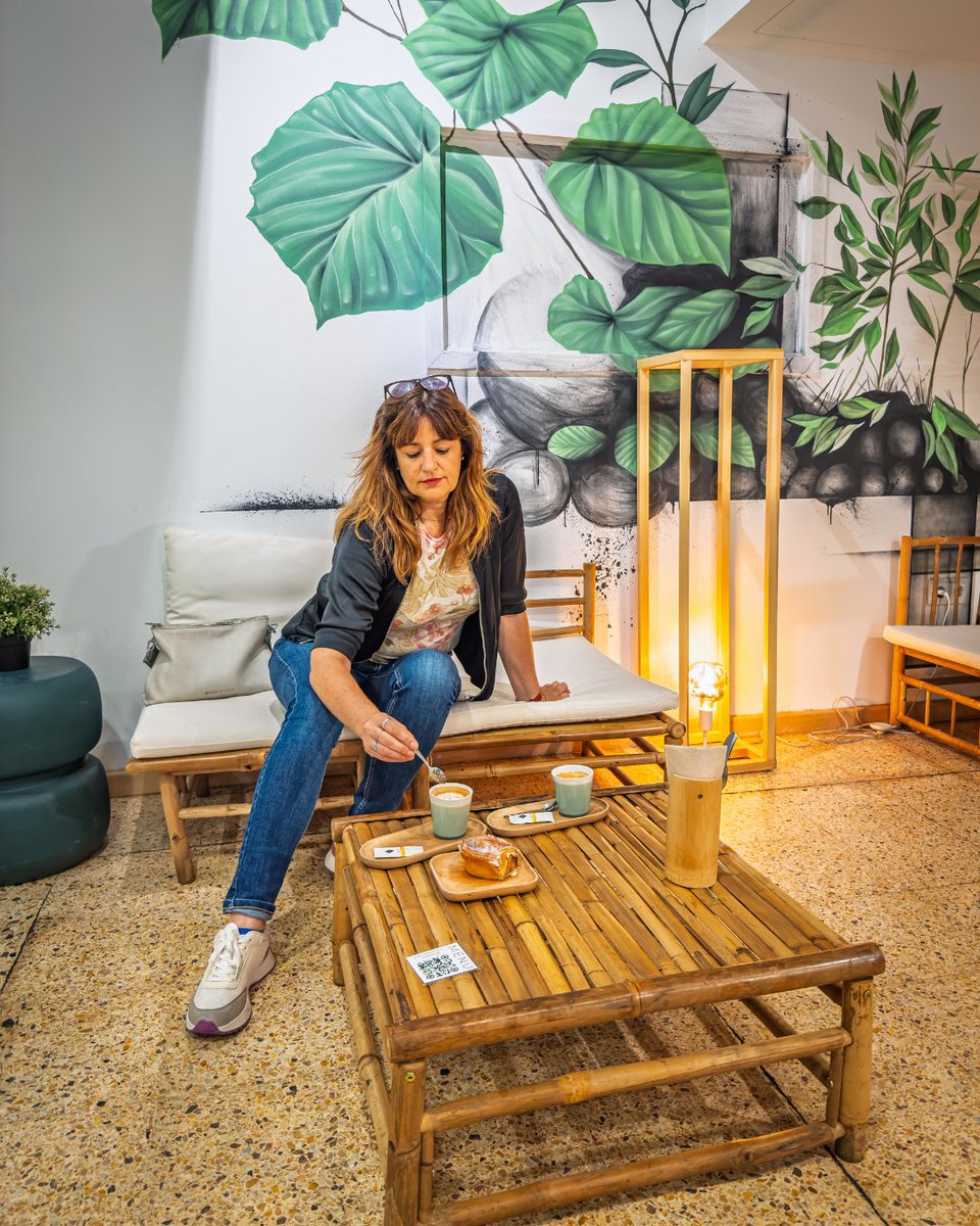 ☕✨ Benvinguts a @wakebcn
Bon cafè, pastisseria deliciosa i un ambient únic t’esperen a Wake Coffee Encants.
Vine i desperta’t amb nosaltres! 💙