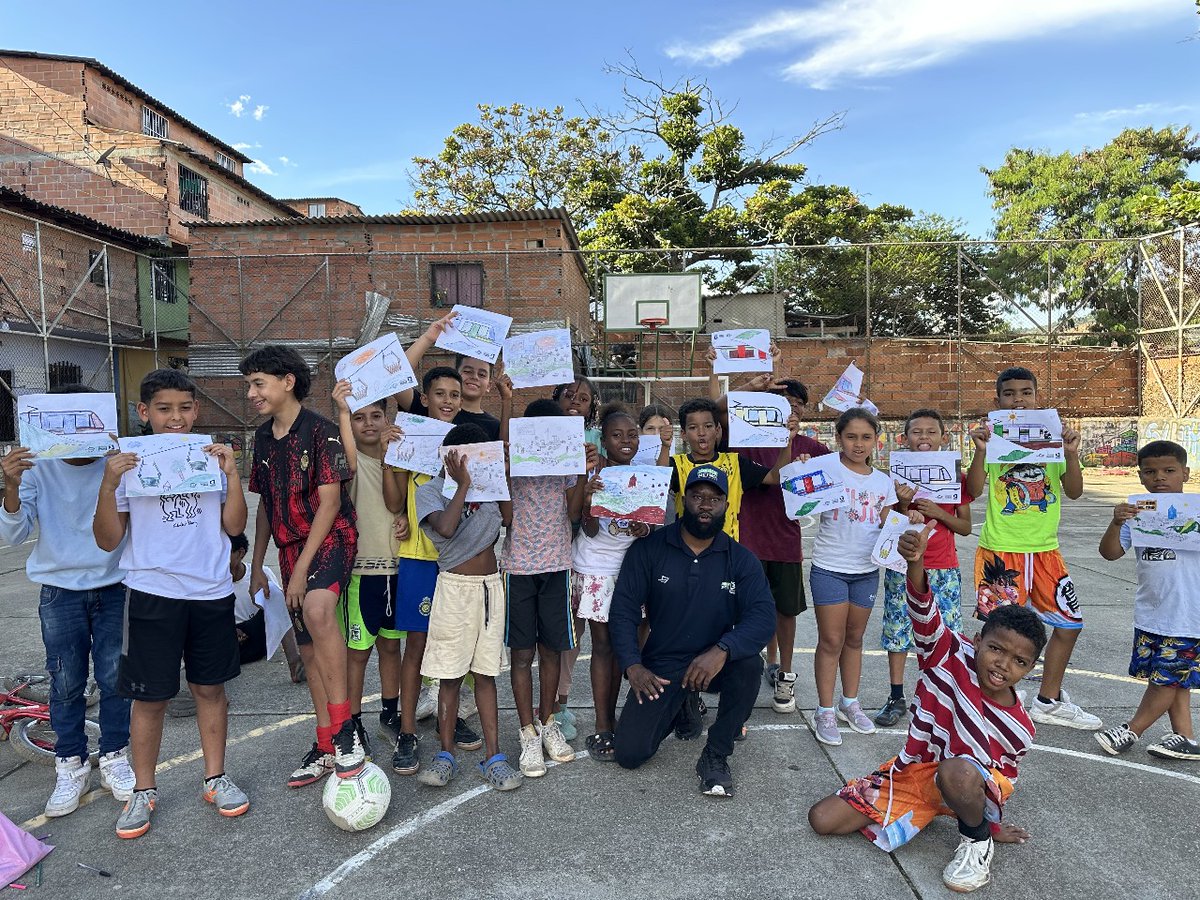 PRESENCIA tweet media