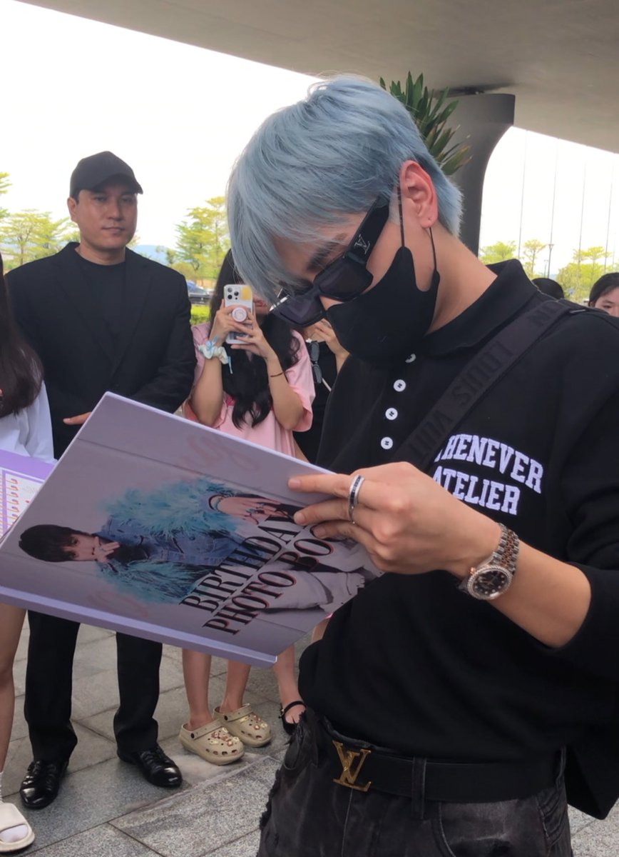 Muzik Meena 🐼💙🦌 tweet media