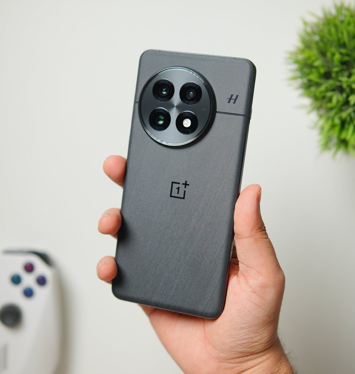 Mr Android FHD tweet media