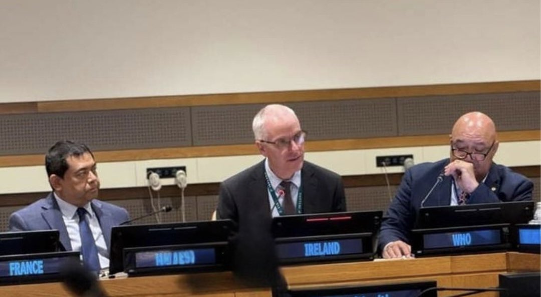 IrishMissionUN's tweet image. During #UNGA80, @IrishMissionUN represented @roinnslainte at a side event on Advancing Health Equity &amp;amp; Tackling NCDs with a Focus on Oral Diseases, co-organised by 🇲🇾 Malaysia, 🇫🇷 France, 🇮🇪 Ireland and 🇺🇳@WHOWPRO.
 
🔗 gov.ie/en/department-…
 
#HealthforAll #BeatNCDs