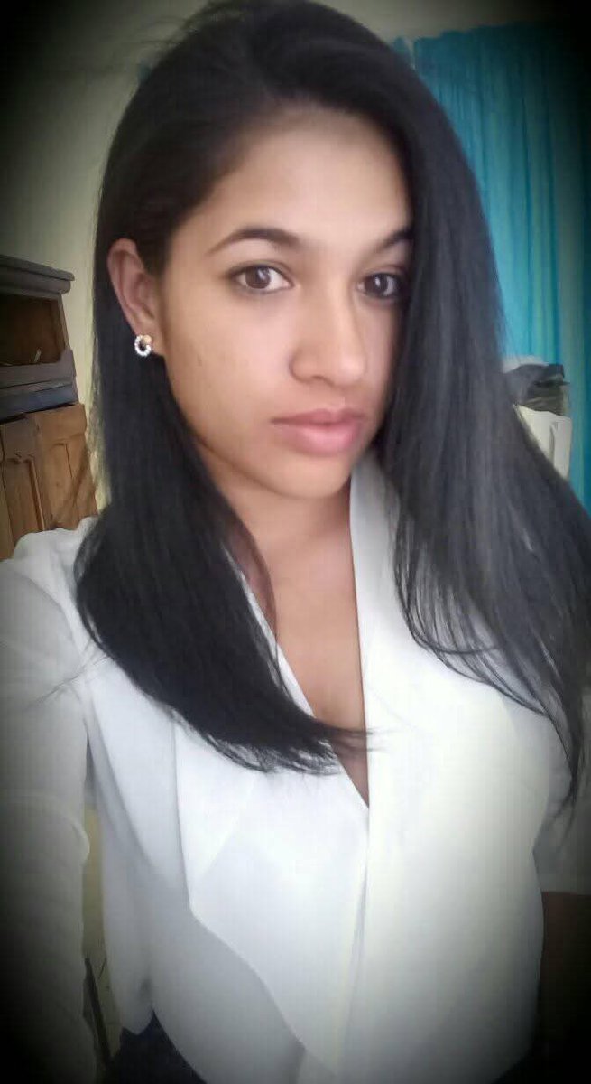 Muslim_Beauty_'s tweet photo. If you don't like me yet you still watch what I do 😂bitch you a fan 💅 https://t.co/32OquYFmR7