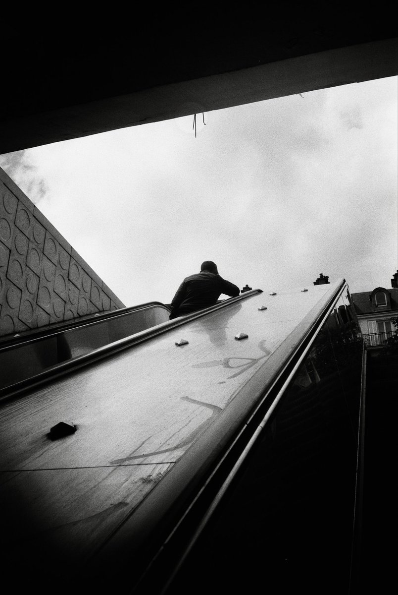 JPlodocus's tweet photo. PARIS STREET ARCHIVES. https://t.co/mIphvwHhGD